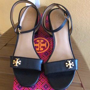 Tory Burch Size 8